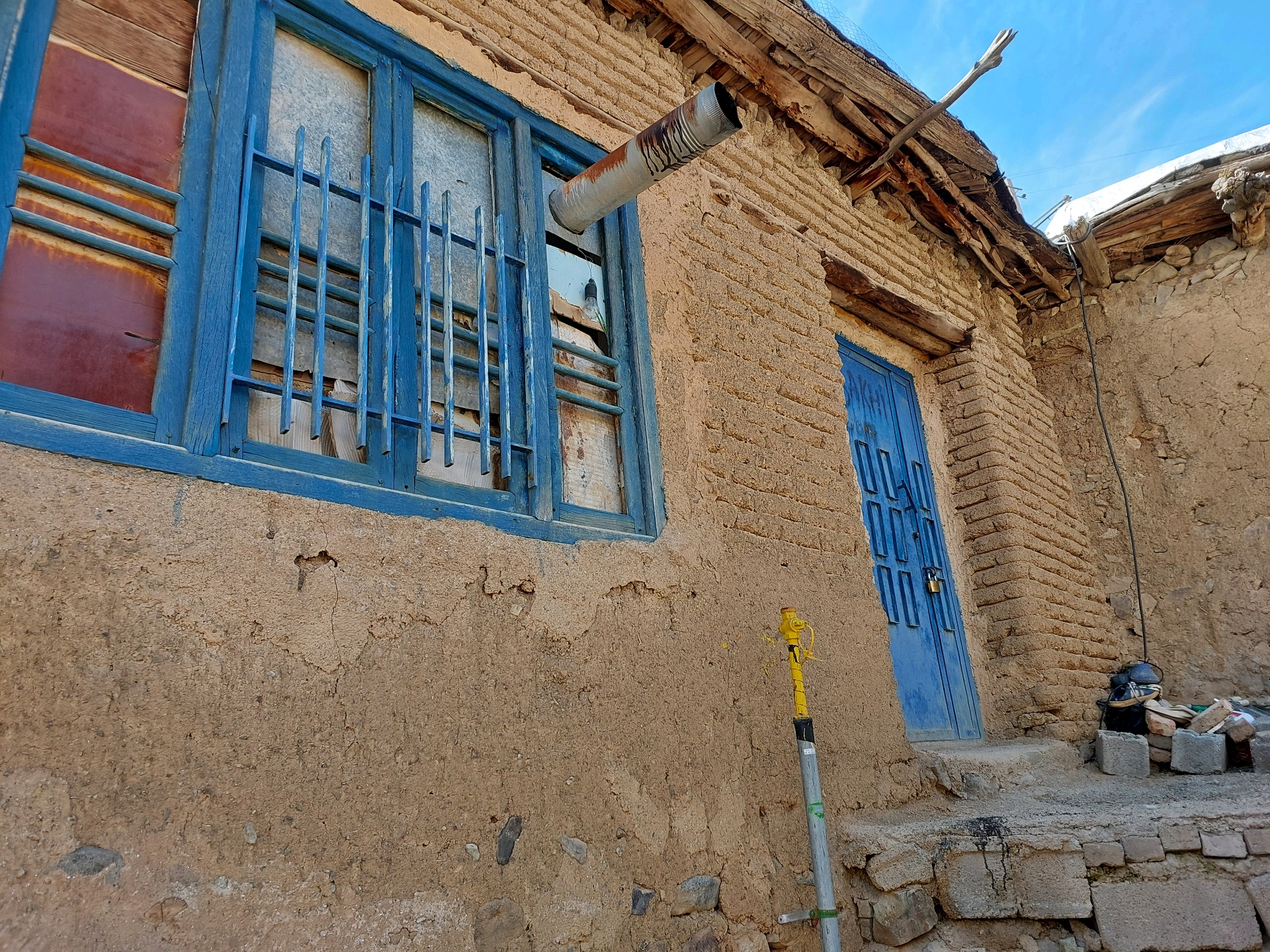 AeU7EfCr5cnG.jpg