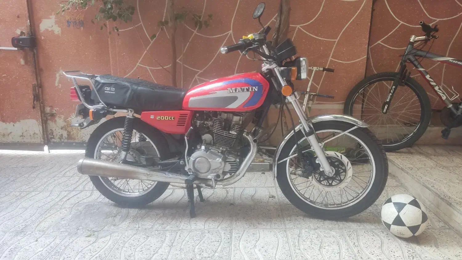 IodM2wz2x4HH.jpg