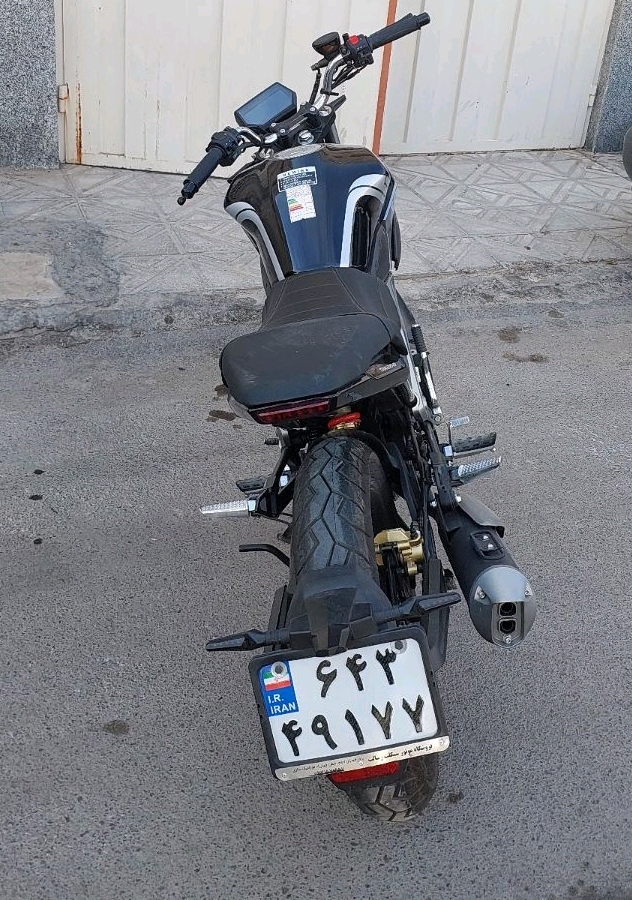 QRfFfnE9Yq23.jpg